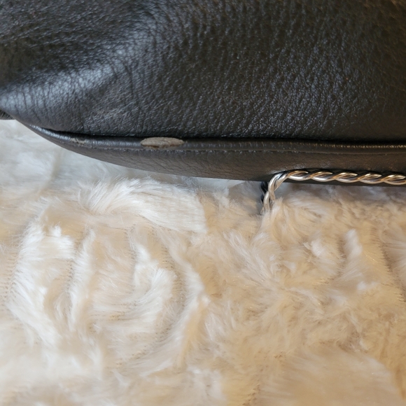 Black Crossbody Handbag - Picture 6 of 13